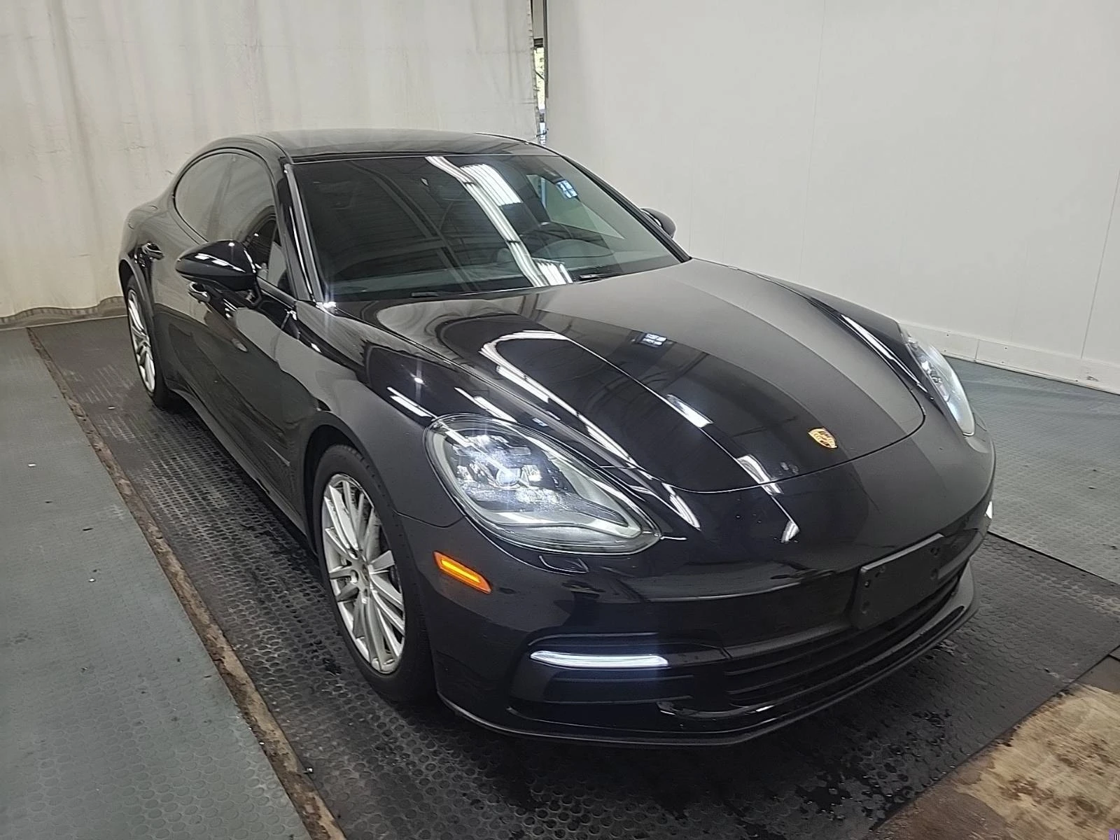 Porsche Panamera BOSE* Management* Soft-Close
