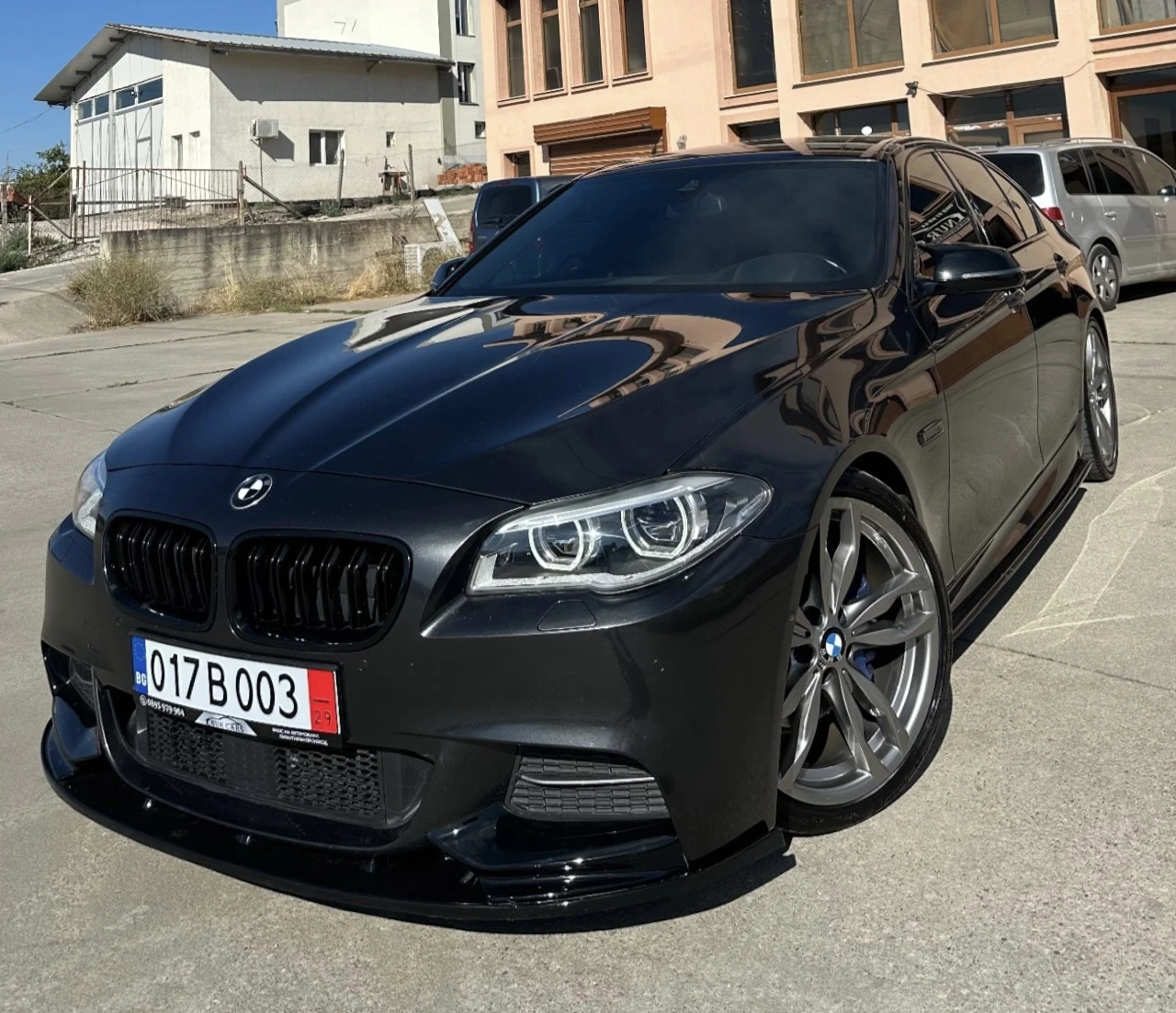 BMW 530 DISTRONIC/KEYLESS/HEAD UP/360CAM/HARMAN KARDON