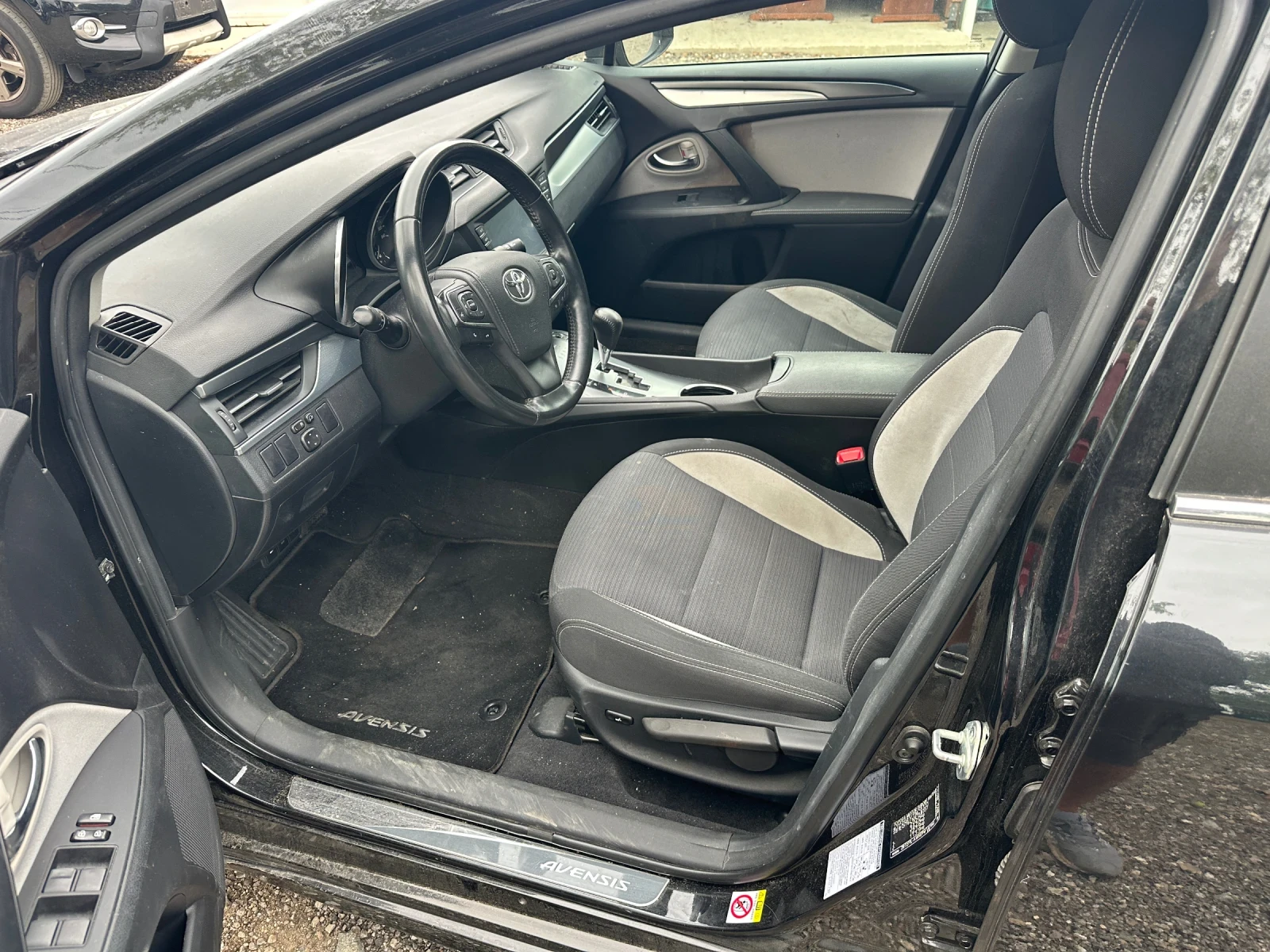 Toyota Avensis 1.8 147�� �� �����! | Mobile.bg � ����������� 5