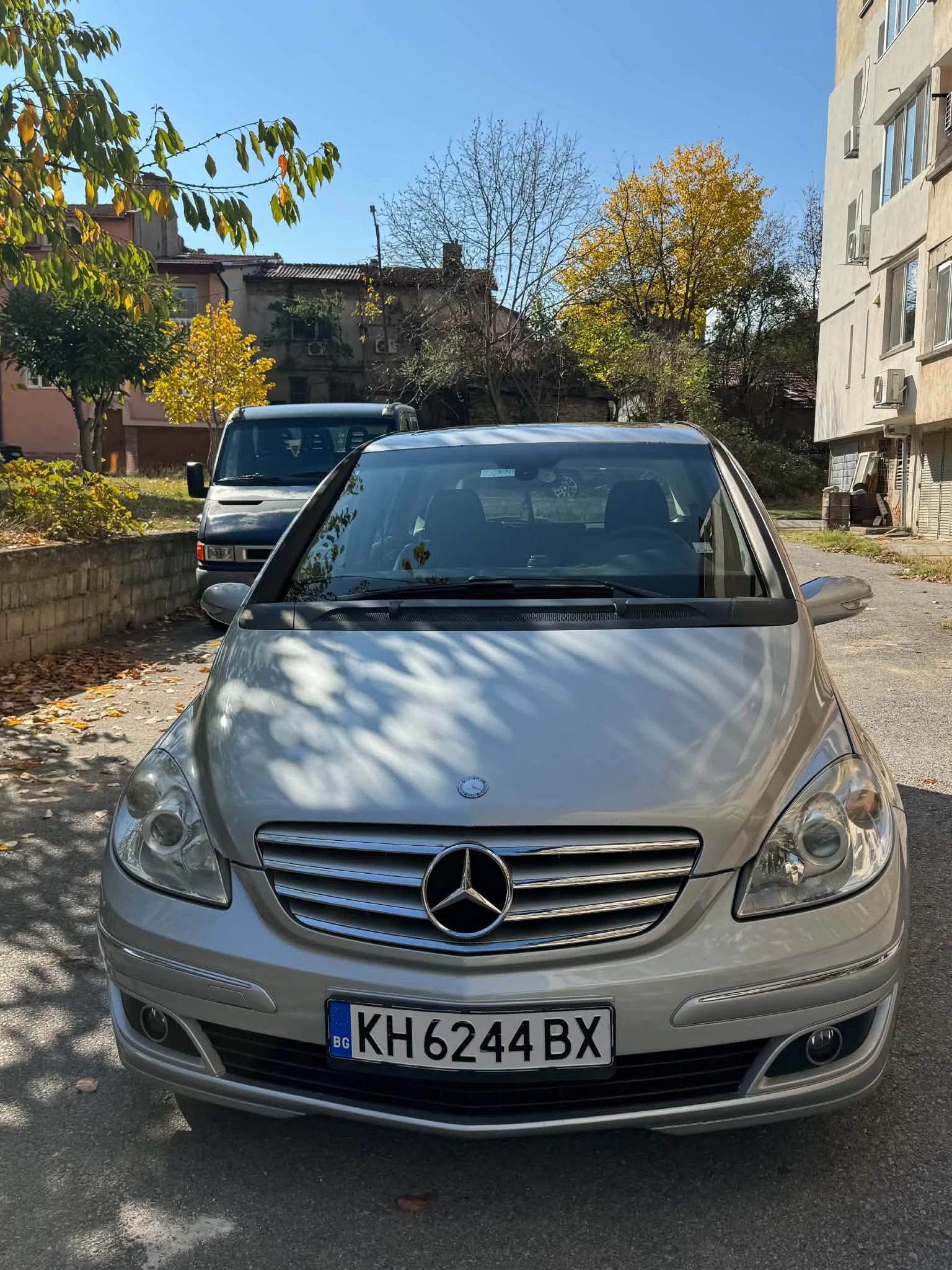 Mercedes-Benz B 200