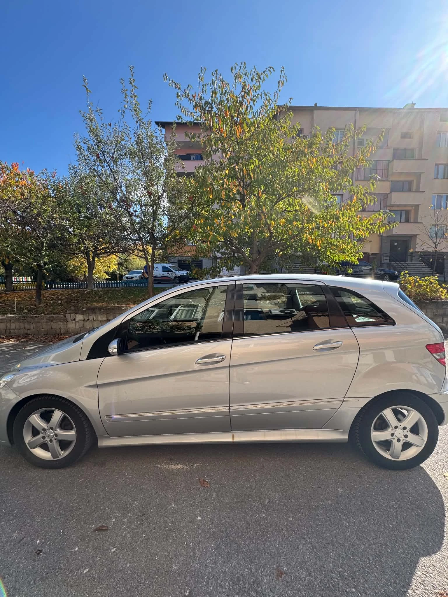 Mercedes-Benz B 200, снимка 6 - Автомобили и джипове - 56728858