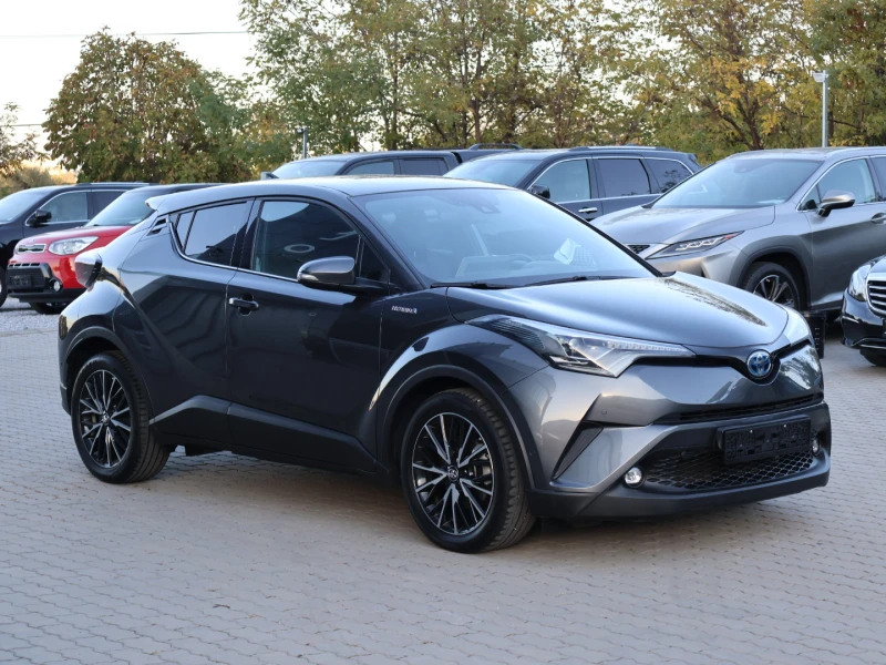 Toyota C-HR LED+ BIXENON/ПАРКТРОНИК/ПОДГРЕВ/КАМЕРА/КОЖЕН САЛОН, снимка 3 - Автомобили и джипове - 47729859