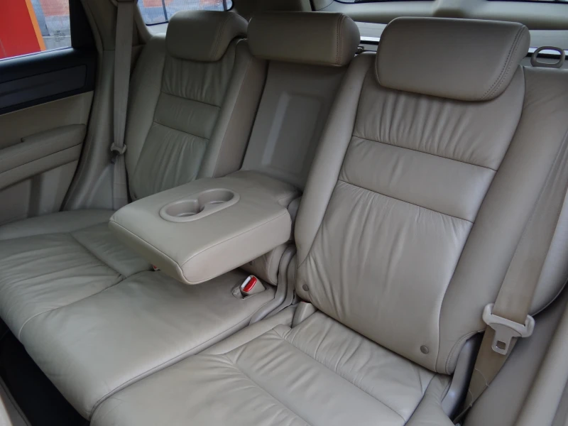 Honda Cr-v 2.2i-dtec/4X4/Auto/Koja/Navi/Panorama/Xenon/Euro-5, снимка 13 - Автомобили и джипове - 52340826