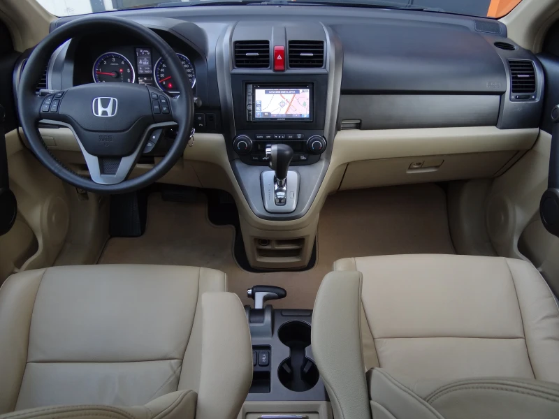 Honda Cr-v 2.2i-dtec/4X4/Auto/Koja/Navi/Panorama/Xenon/Euro-5, снимка 9 - Автомобили и джипове - 52340826