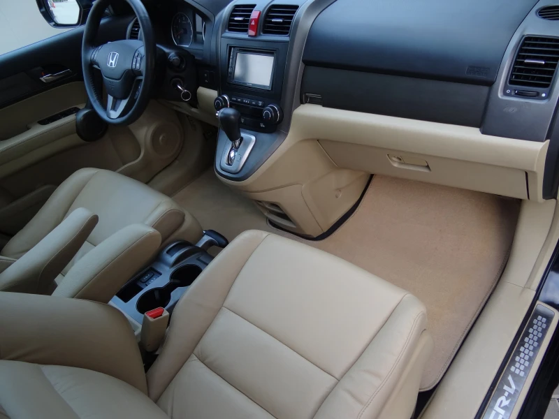 Honda Cr-v 2.2i-dtec/4X4/Auto/Koja/Navi/Panorama/Xenon/Euro-5, снимка 10 - Автомобили и джипове - 52340826