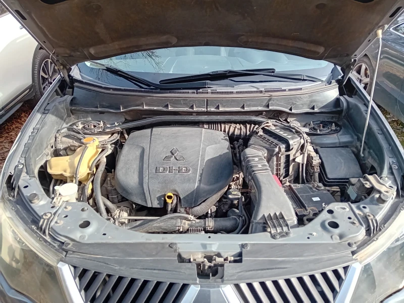 Mitsubishi Outlander    2, 2 156кс., снимка 7 - Автомобили и джипове - 52431153
