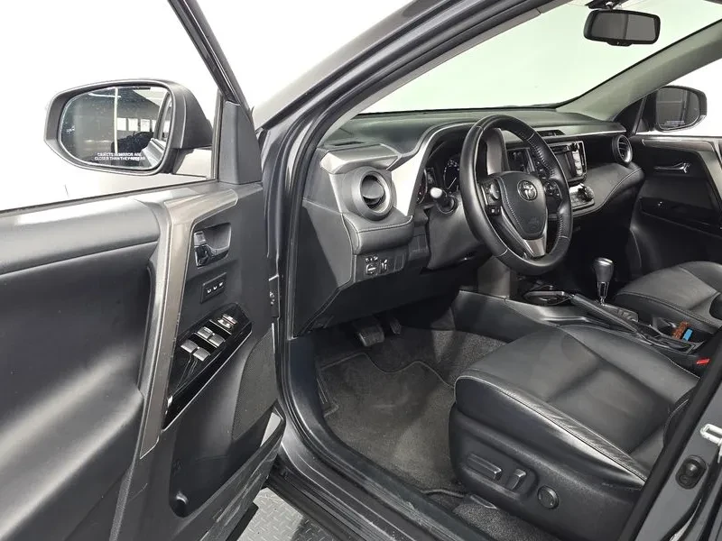 Toyota Rav4 2.5 2Wd 4Th Generation, снимка 10 - Автомобили и джипове - 56130955