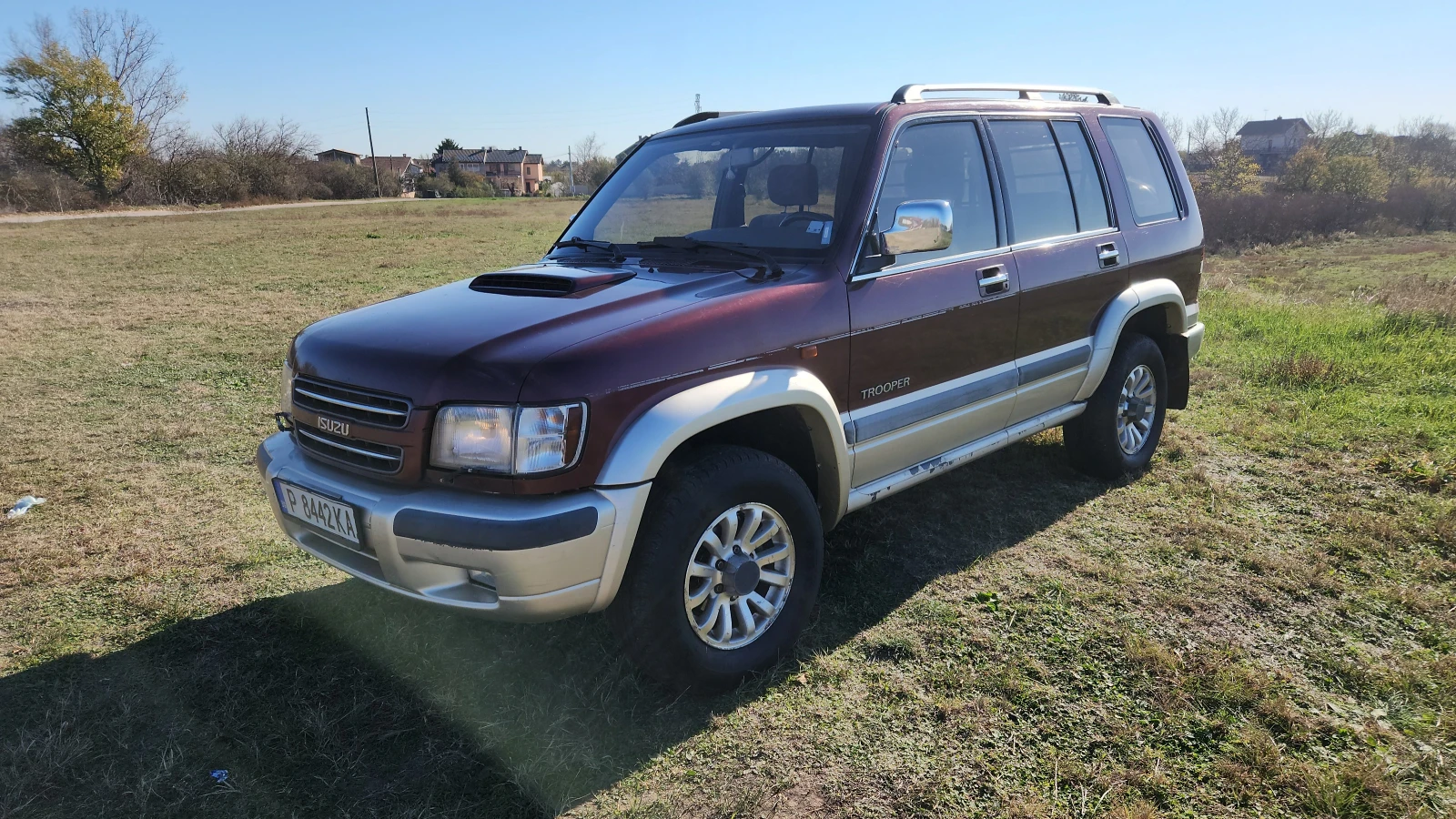 Isuzu Trooper  Товарен 4+ 1 - изображение 2