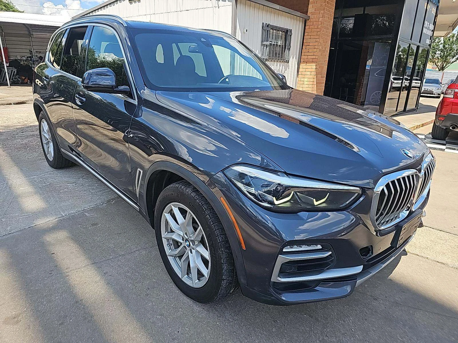 BMW X5 XDRIVE40I* ПАНО* KEYLESS* CARPLAY* КРАЙНА ЦЕНА - изображение 2