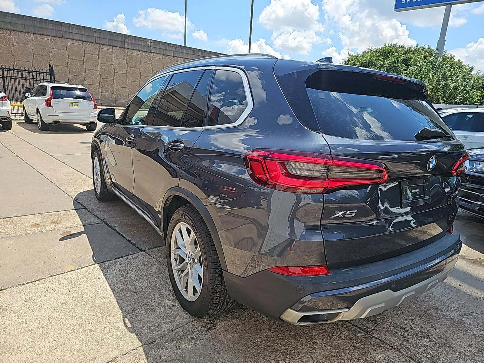 BMW X5 XDRIVE40I* ПАНО* KEYLESS* CARPLAY* КРАЙНА ЦЕНА - изображение 4