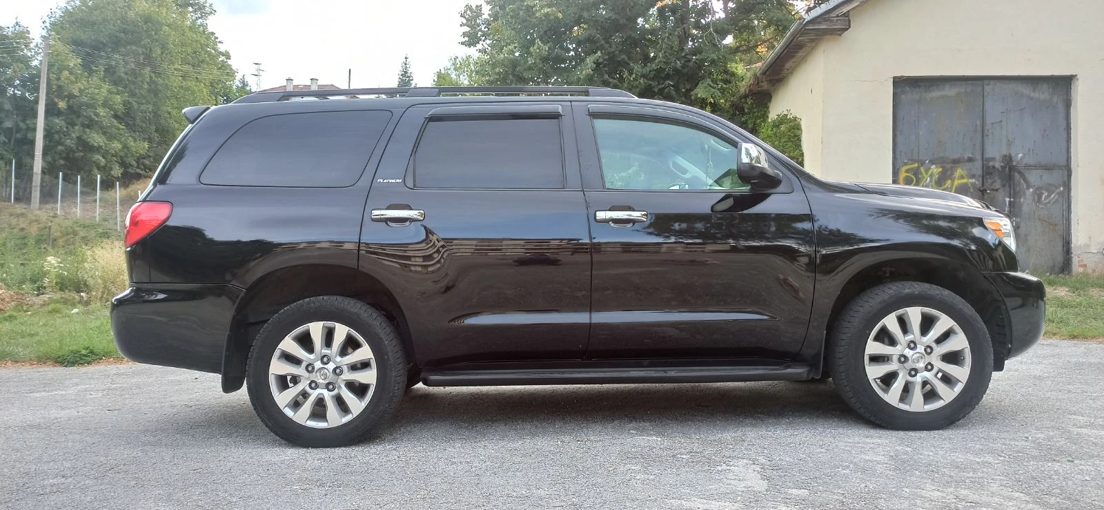 Toyota Sequoia PLATINUM 5.7L - изображение 6