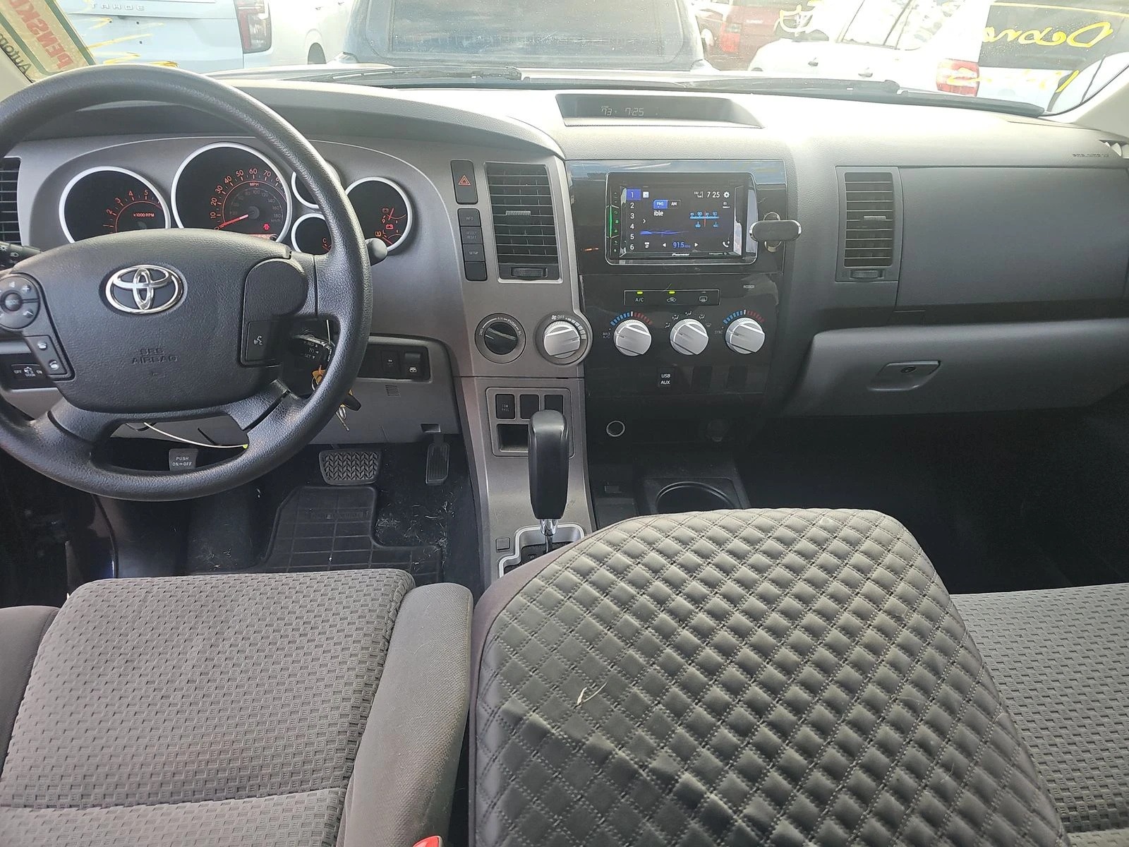 Toyota Tundra 5.7 HEMI*  - изображение 10