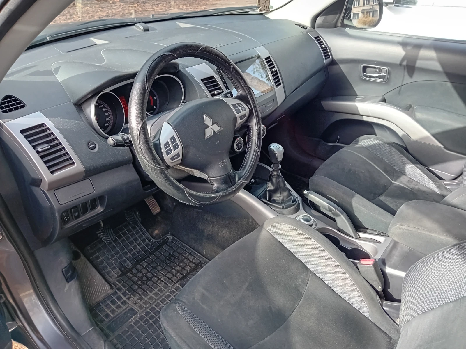 Mitsubishi Outlander    2, 2 156��. | Mobile.bg � ����������� 12