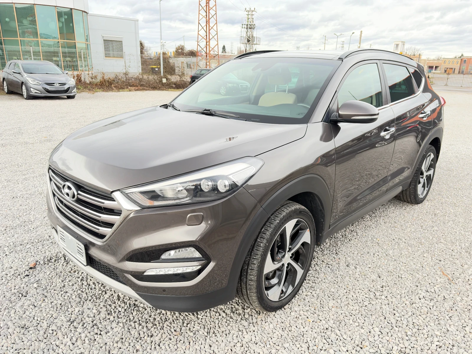 Hyundai Tucson 2.0CRDI-136k.c. 4WD XPOSSIBLE - изображение 2