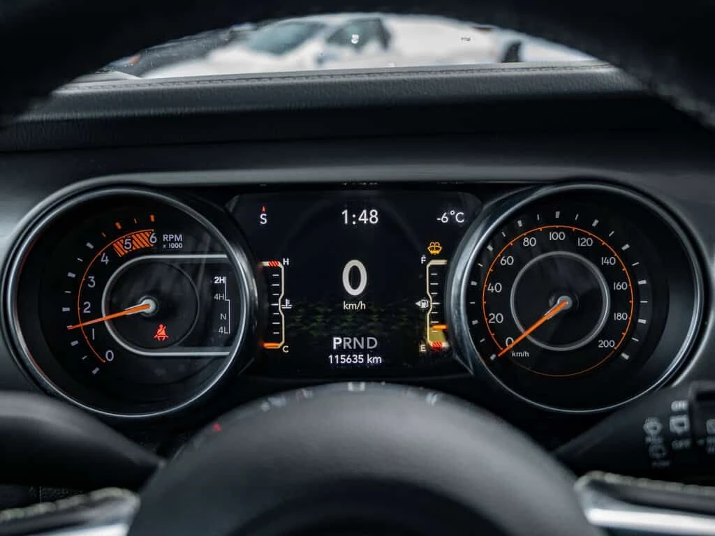 Jeep Wrangler * Sahara | Available Now * CARFAX * ЦЕНА ДО БГ - изображение 4