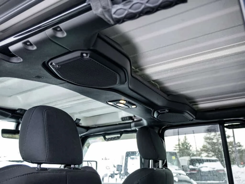 Jeep Wrangler * Sahara | Available Now * CARFAX * ���� �� �� | Mobile.bg � ����������� 15