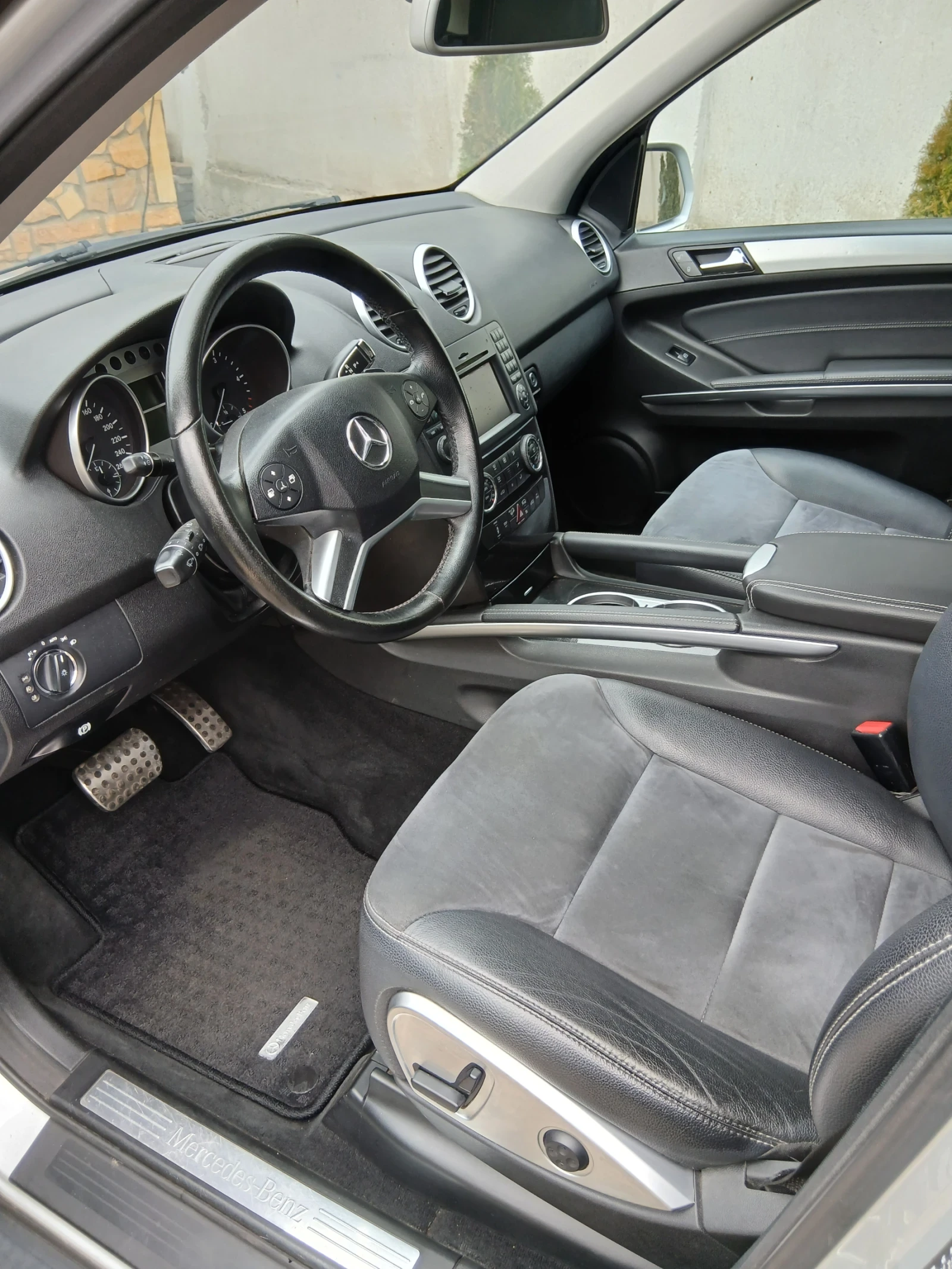 Mercedes-Benz ML 280  Топ Състояние!!!, снимка 5 - Автомобили и джипове - 54017831