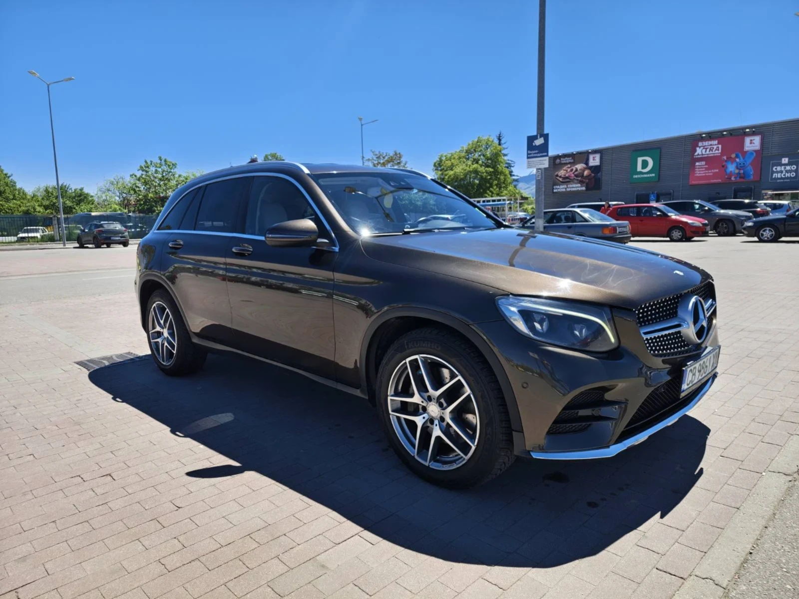 Mercedes-Benz GLC 250 4matic AMG, снимка 6 - Автомобили и джипове - 54407020
