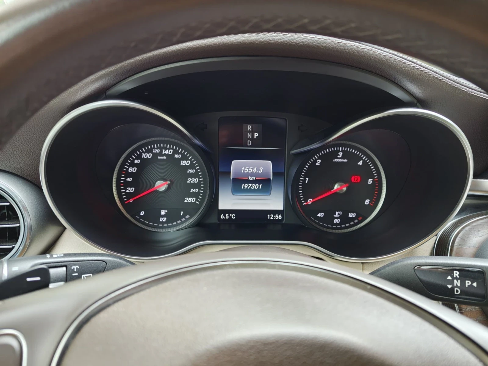 Mercedes-Benz GLC 250 4matic AMG, снимка 9 - Автомобили и джипове - 54407020