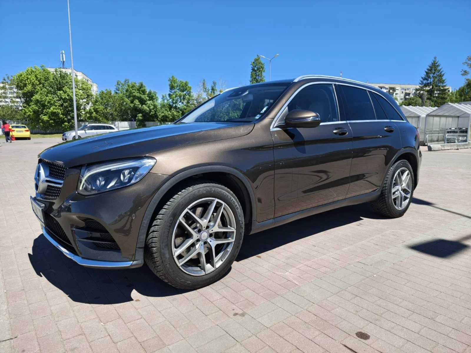 Mercedes-Benz GLC 250 4matic AMG, снимка 3 - Автомобили и джипове - 54407020