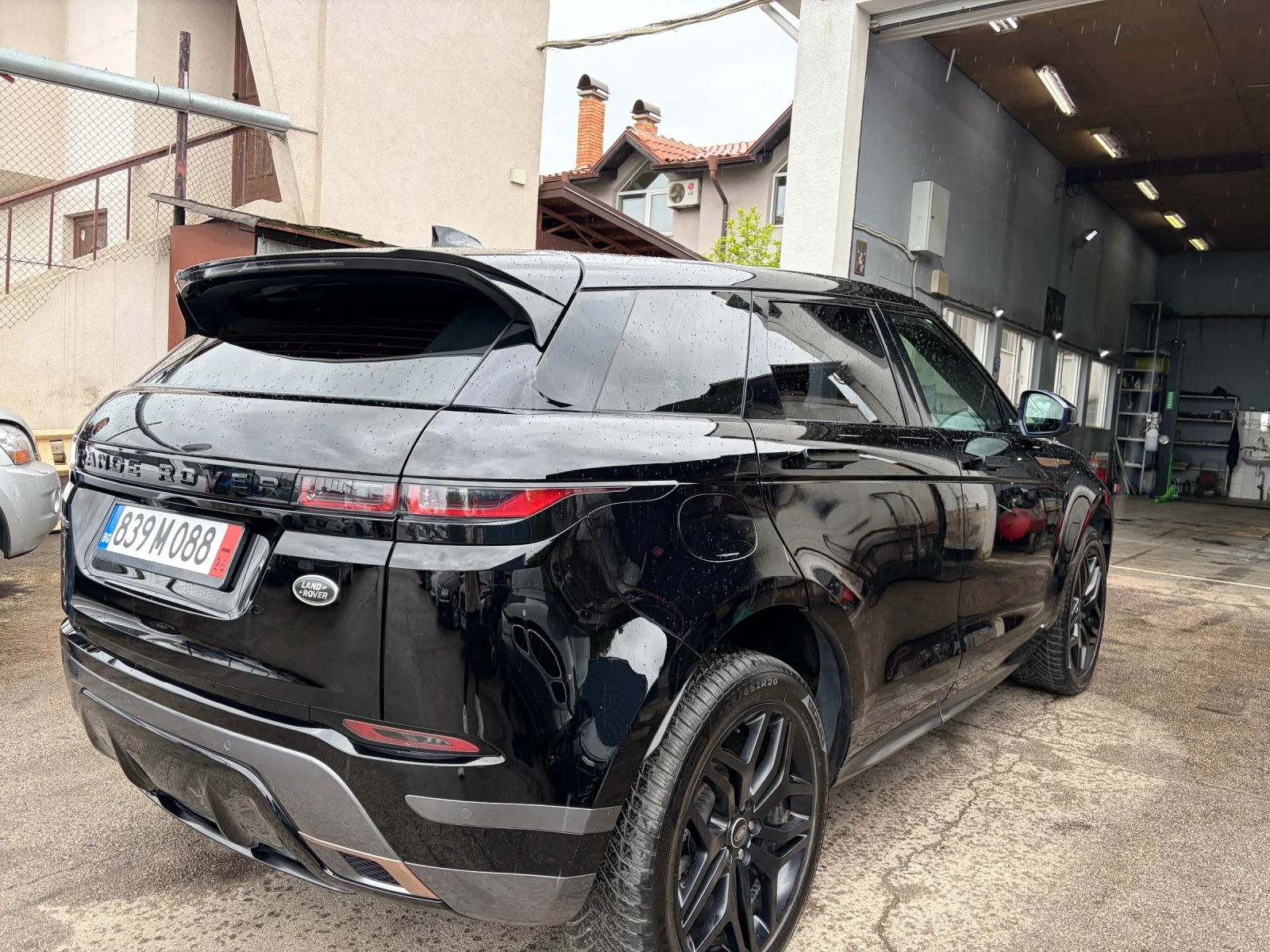 Land Rover Evoque Mild hybrid, снимка 4 - Автомобили и джипове - 54741845