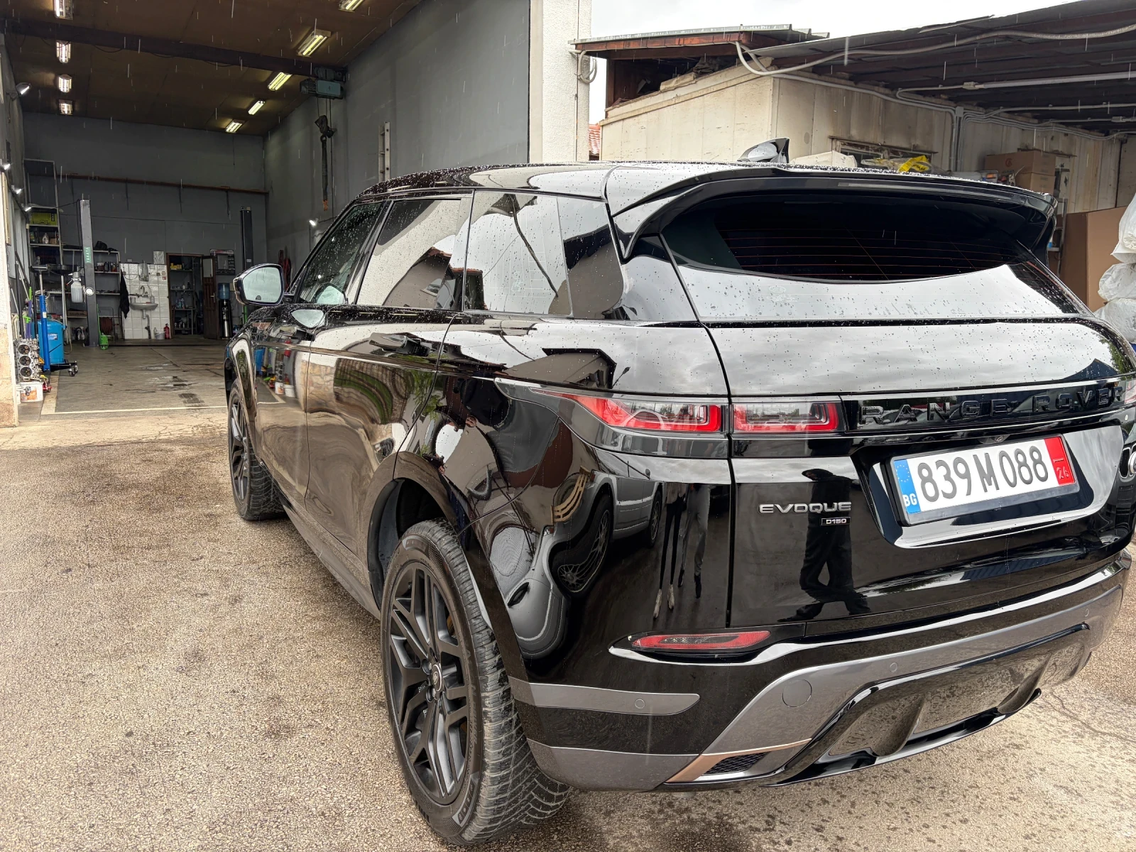 Land Rover Evoque Mild hybrid, снимка 7 - Автомобили и джипове - 54741845