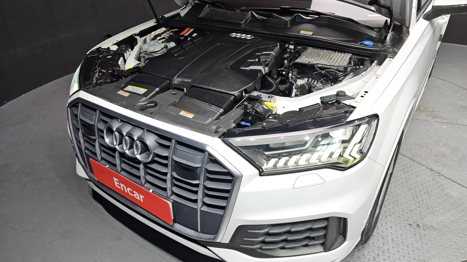 Audi Q7 3.0 45TDI Quattro, Distronic, HeadUP, Обдух, 360-c, снимка 5 - Автомобили и джипове - 55037523