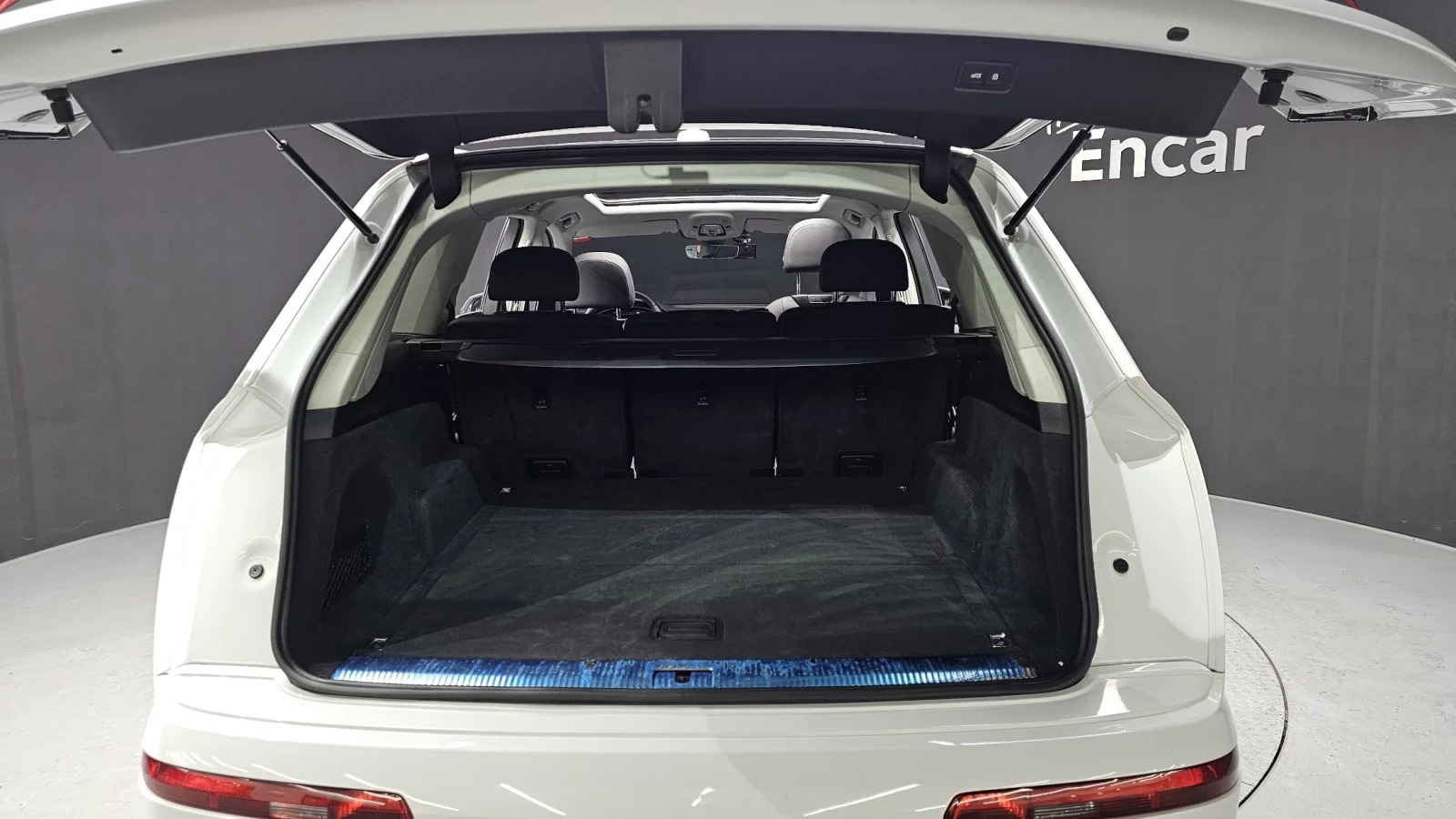 Audi Q7 3.0 45TDI Quattro, Distronic, HeadUP, Обдух, 360-c, снимка 16 - Автомобили и джипове - 55037523