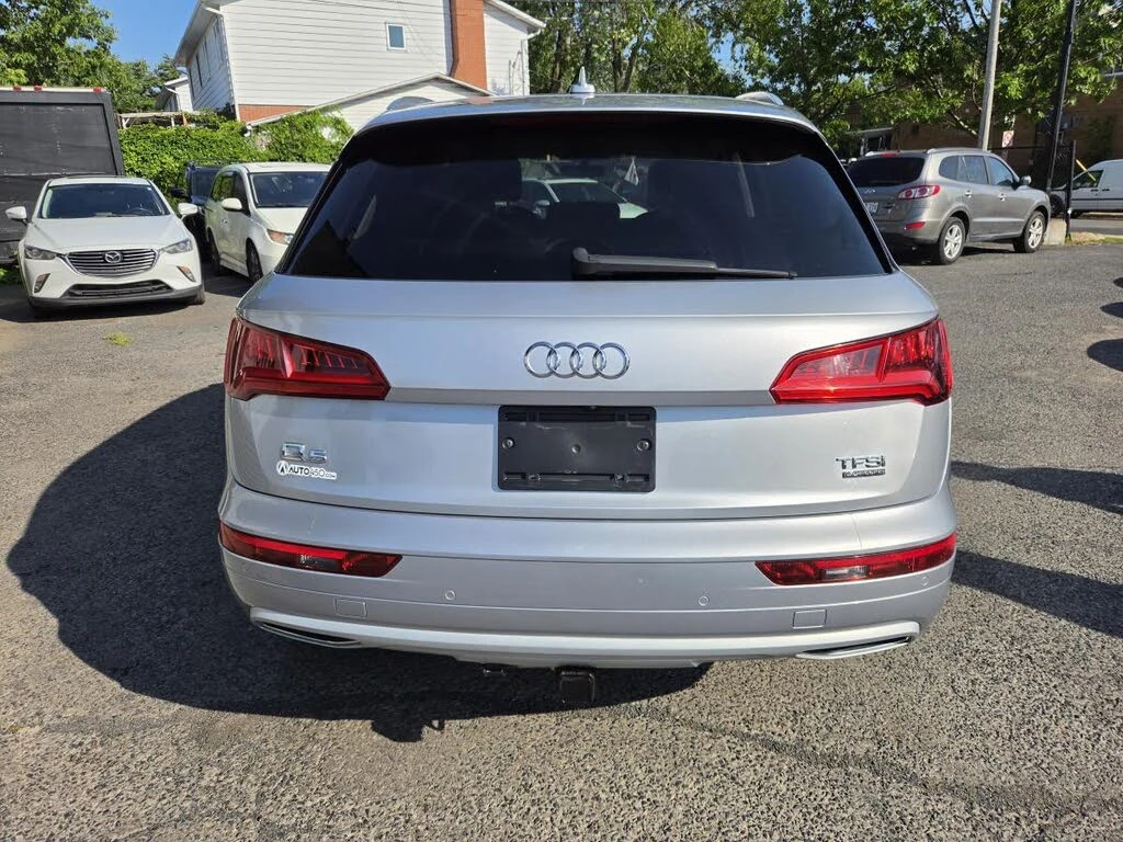 Audi Q5 2.0T Premium Quattro* КАМЕРА* ПОДГРЕВ* ПАМЕТ* , снимка 4 - Автомобили и джипове - 55441807