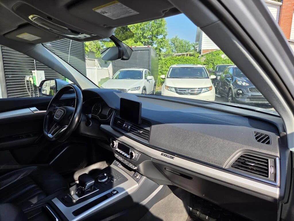 Audi Q5 2.0T Premium Quattro* КАМЕРА* ПОДГРЕВ* ПАМЕТ* , снимка 12 - Автомобили и джипове - 55441807
