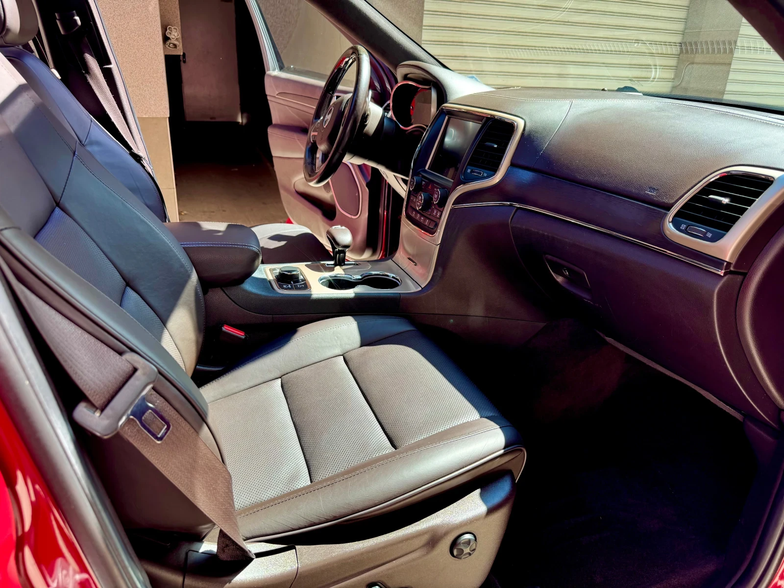 Jeep Grand cherokee Summit 3.6, снимка 10 - Автомобили и джипове - 55577884
