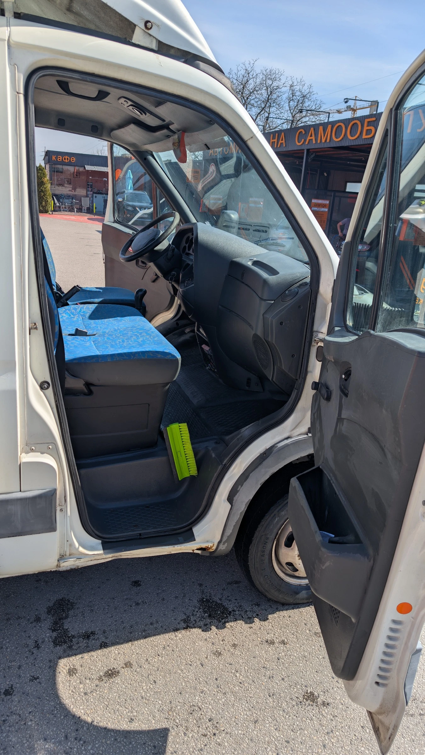 Iveco Daily, снимка 5 - Бусове и автобуси - 53827134