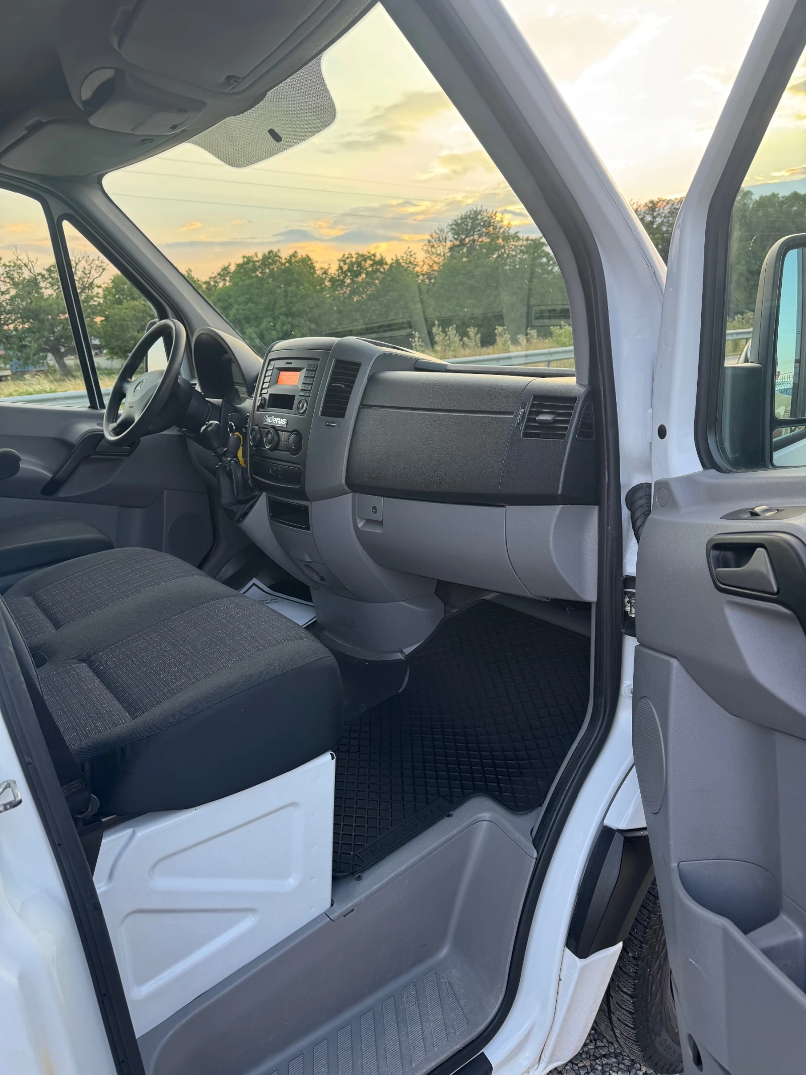 Mercedes-Benz Sprinter 313 CDI* Клима* Германия* , снимка 10 - Бусове и автобуси - 56331901