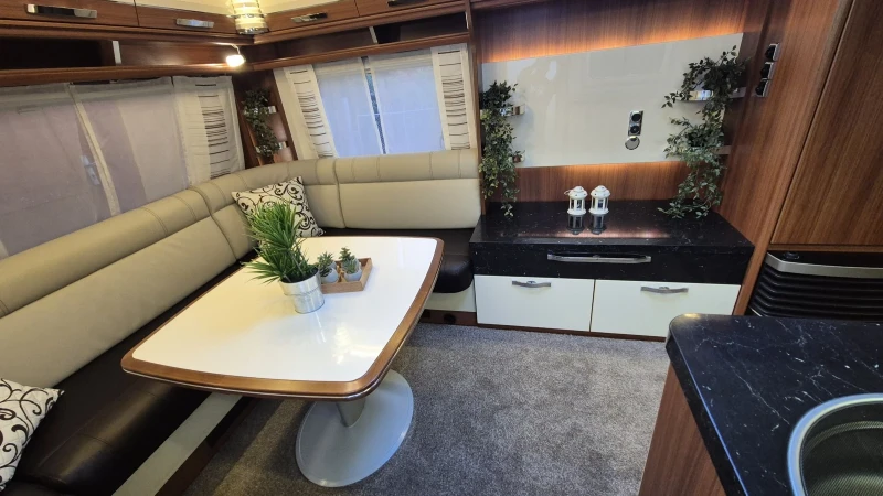 Каравана Tabbert Puccini , снимка 8 - Каравани и кемпери - 51418517