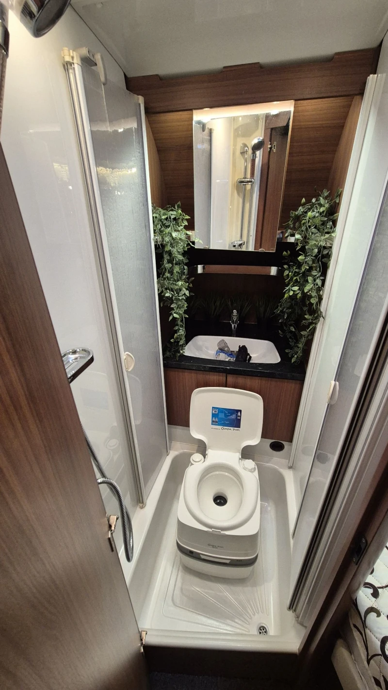 Каравана Tabbert Puccini , снимка 10 - Каравани и кемпери - 51418517