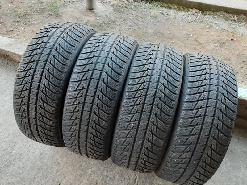 Гуми Зимни 225/60R17, снимка 9 - Гуми и джанти - 30753157