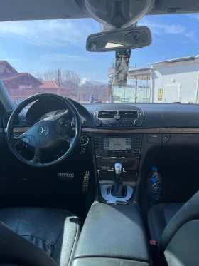 Mercedes-Benz E 320, снимка 9