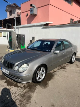 Mercedes-Benz E 320, снимка 4