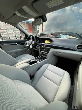 Mercedes-Benz C 220 Сменена верига/Ксенон/Бяла кожа/Много екстри - 14900 лв. - 51073426 9