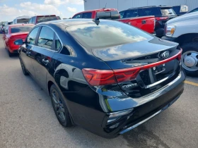 Kia Forte * * CARFAX * *   * *  | Mobile.bg    3