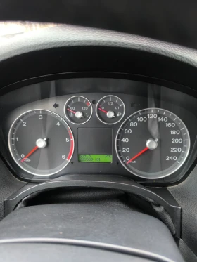 Ford C-max 2.0 - 2850 € / 5574.12 лв. - 86448575 17