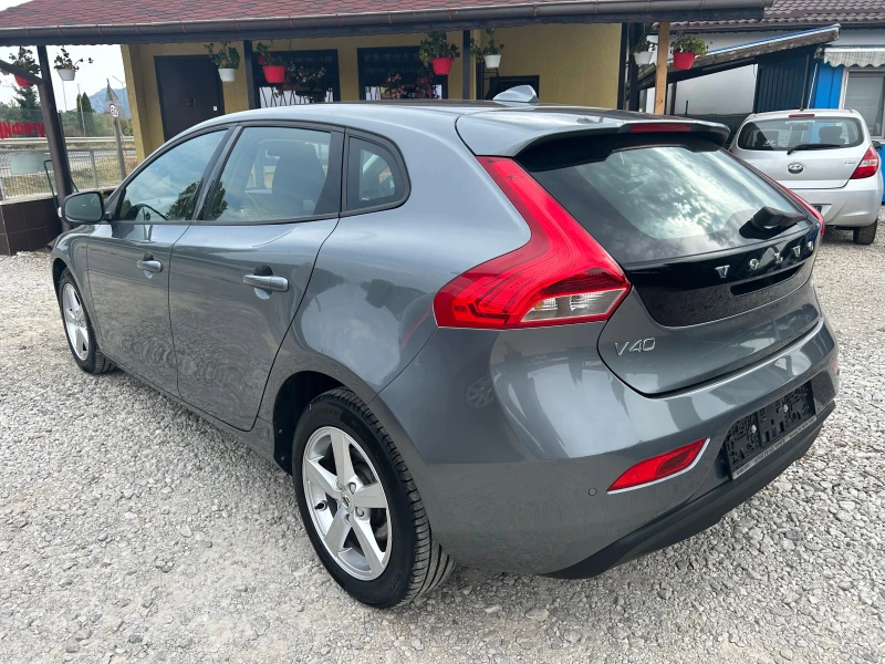 Volvo V40 2, 0 D АВТОМАТИК !! РЕАЛНИ 152000 km, снимка 5 - Автомобили и джипове - 47060033