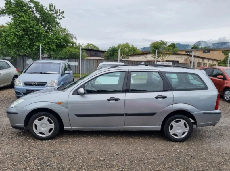 Ford Focus 1.8 TD, снимка 2 - Автомобили и джипове - 47308386