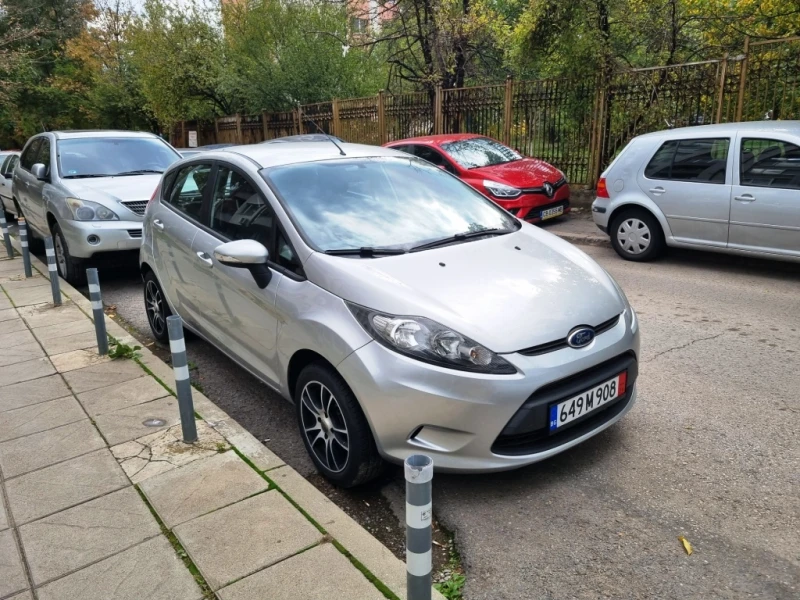 Ford Fiesta 1.4 i, снимка 2 - Автомобили и джипове - 47533997