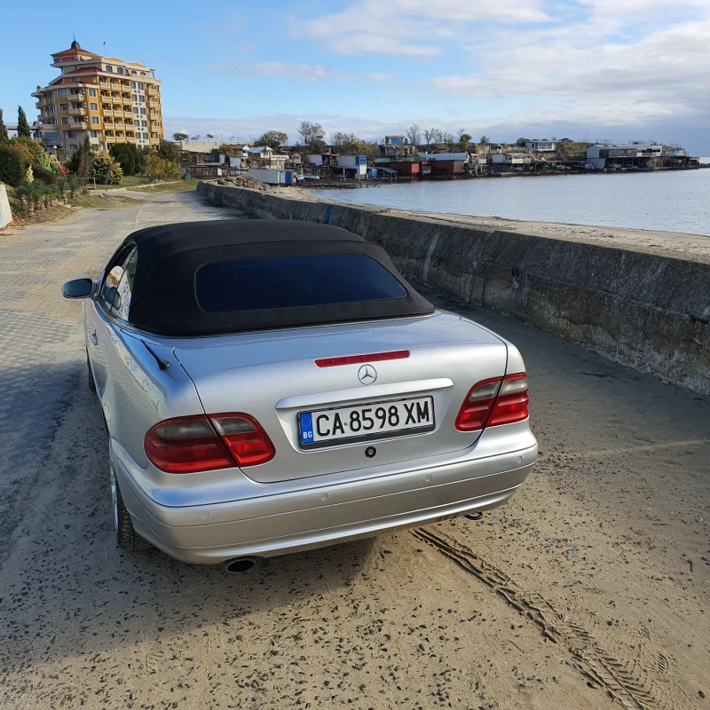 Mercedes-Benz CLK 230 газ / бензин, снимка 8 - Автомобили и джипове - 48026941