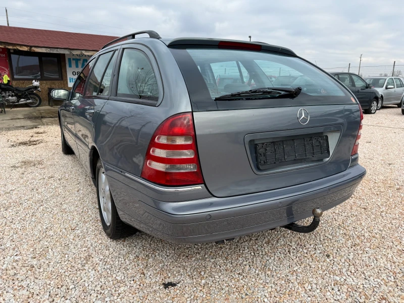 Mercedes-Benz C 220 cdi. Автоматик! Парктроник!  150к.с, снимка 5 - Автомобили и джипове - 48310020