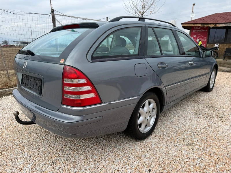 Mercedes-Benz C 220 cdi. Автоматик! Парктроник!  150к.с, снимка 4 - Автомобили и джипове - 48310020