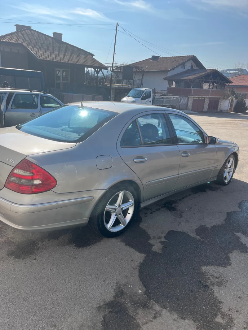 Mercedes-Benz E 320, снимка 2 - Автомобили и джипове - 49147725