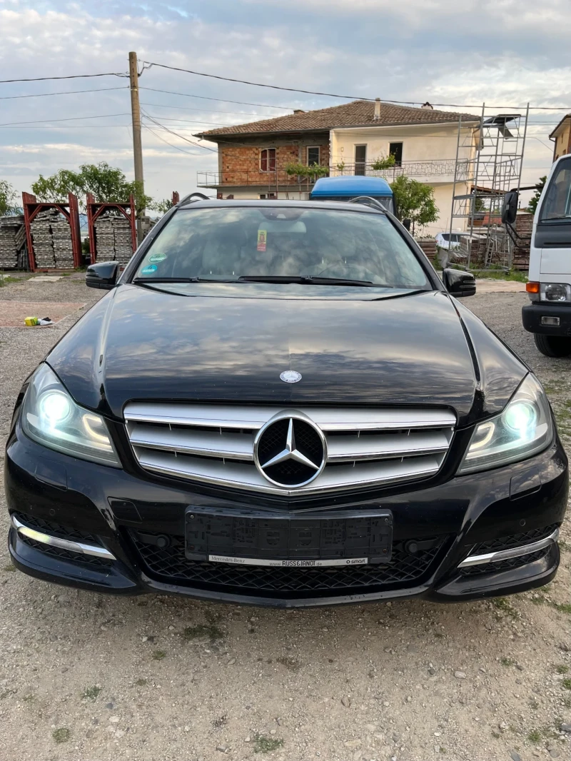 Mercedes-Benz C 200 Сменена верига!/Ксенон/Бяла кожа/Много екстри/