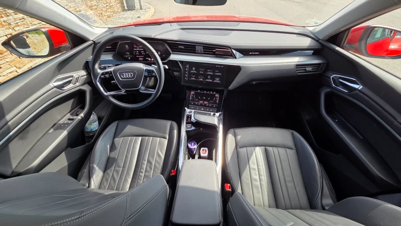 Audi E-Tron Sportback 55, снимка 10 - Автомобили и джипове - 51722042